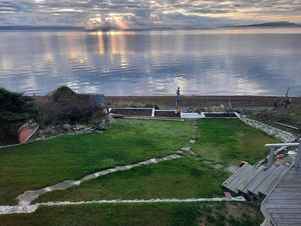 Oceanfront Paradise Comox Extérieur photo